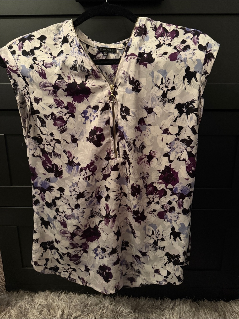 Dynamite White Floral Zip-Front Shell with Purple & Black Accents